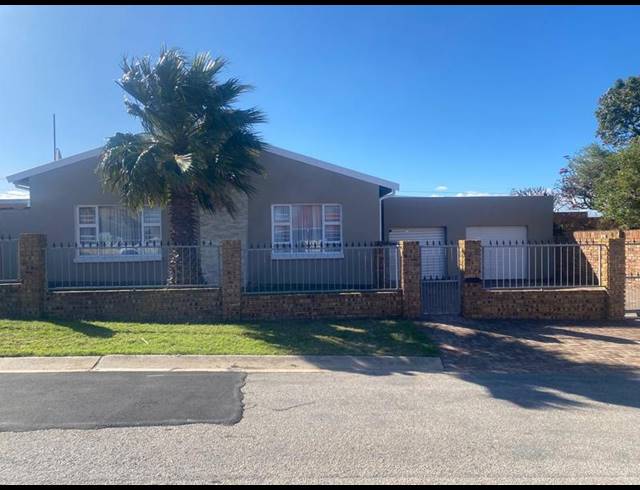 3 BEDROOM PROPERTY TO RENT IN HILLSIDE